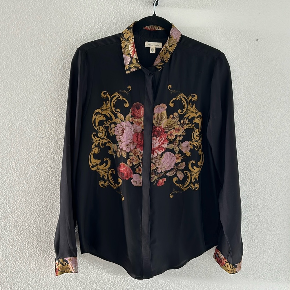 Women’s Silence & Noise sheer blouse Sz M